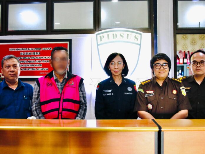 Kanwil DJP Jatim I Serahkan Tersangka dan Barang Bukti Tindak Pidana Perpajakan PT SBI (foto : ist)