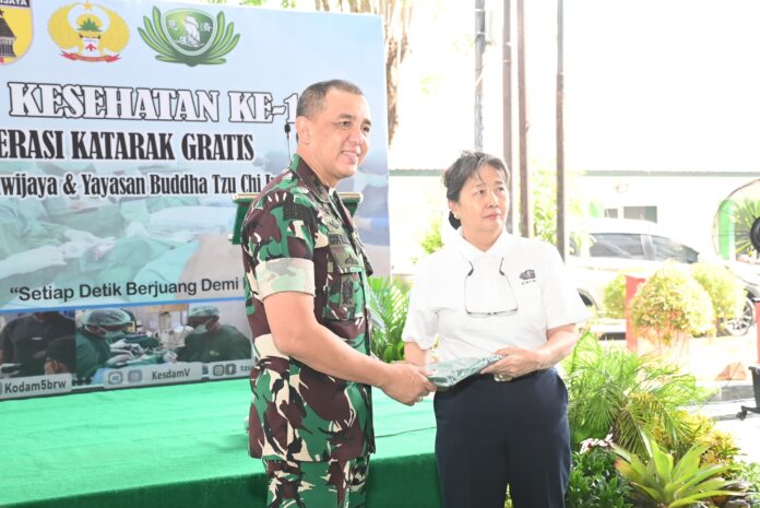 Kodam Brawijaya dan Yayasan Buddha Tzu Chi Bersinergi Tangani Katarak (foto : ist)