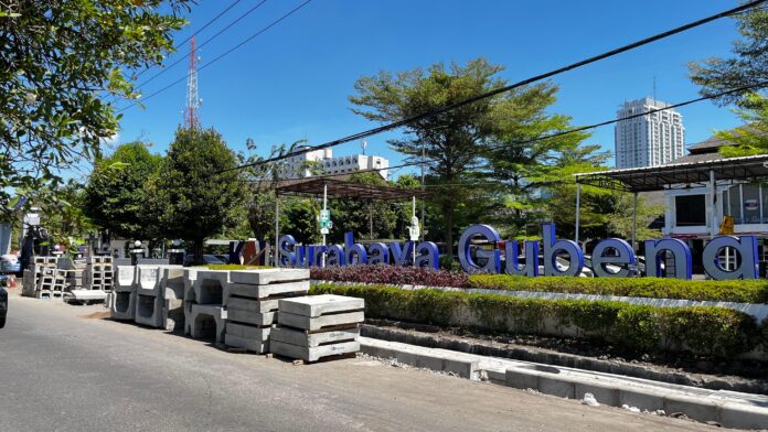 1-3 Agustus Ada Pekerjaan Saluran di Pintu Masuk Stasiun Gubeng Baru, KAI Daop 8 Surabaya Imbau Penumpang Berangkat Lebih Awal (foto : ist)